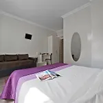 16 Relais 2* Roma