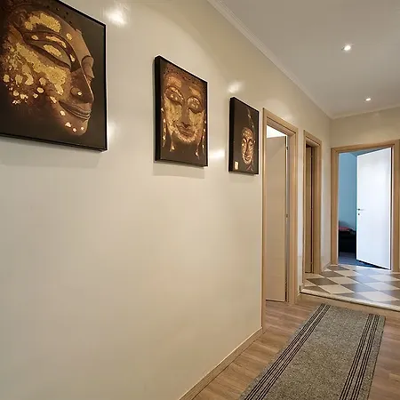 16 Relais 2* Rome